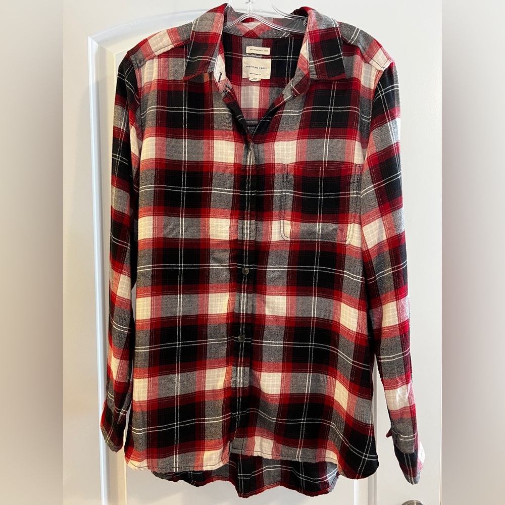American Eagle Red and Black Plaid Flannel Shirt